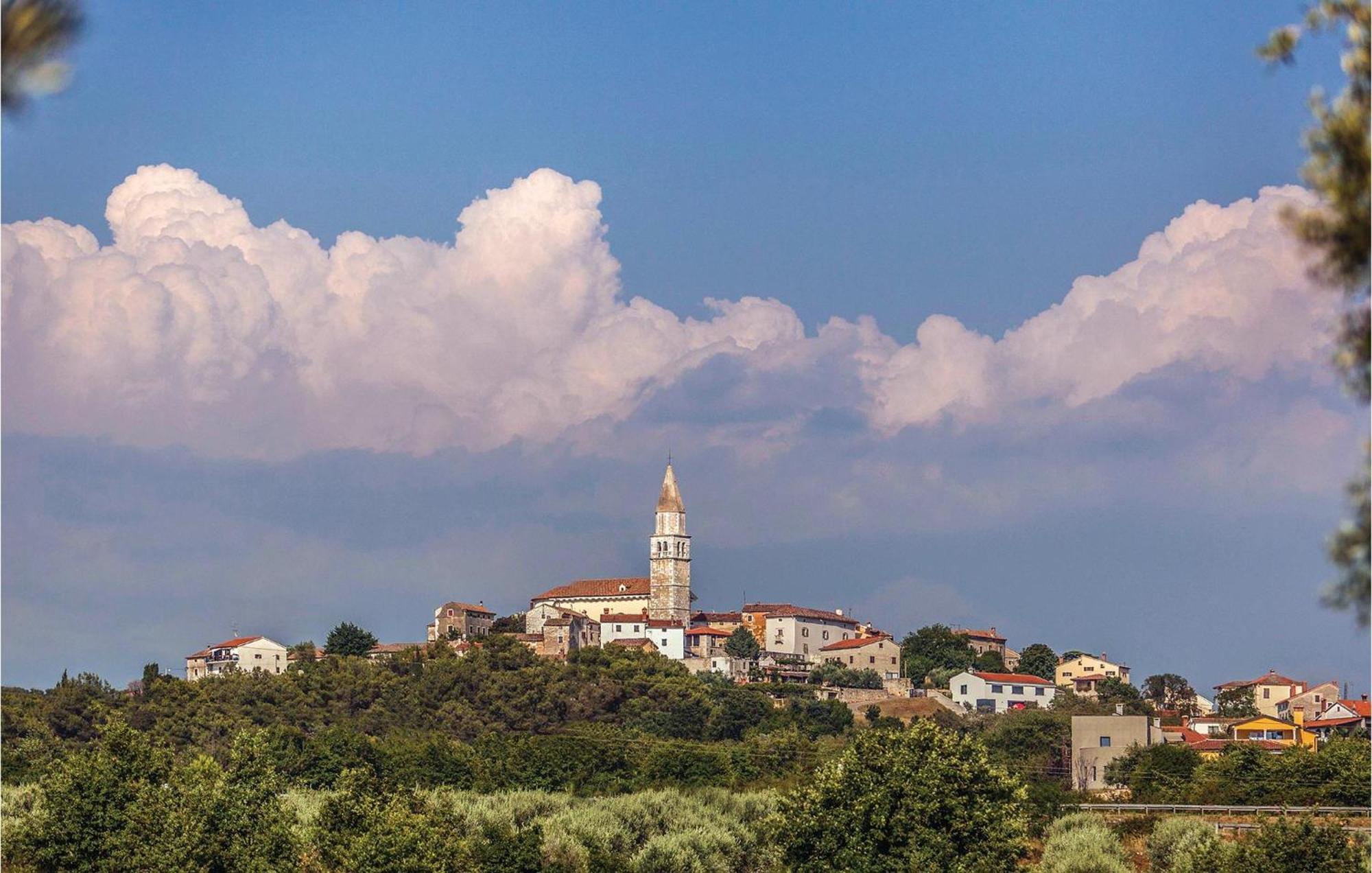 Pet Friendly Home In Ritosin Brig With Wifi Vranici Exterior photo